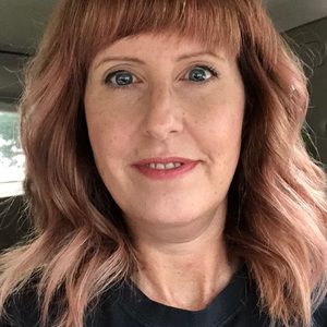 Meet your Posher, Cara